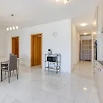 A Lovely 2br Home, In The Centre Of By 360 Estates Marsaxlokk