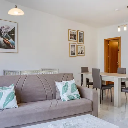 A Lovely 2br Home, In The Centre Of By 360 Estates Marsaxlokk