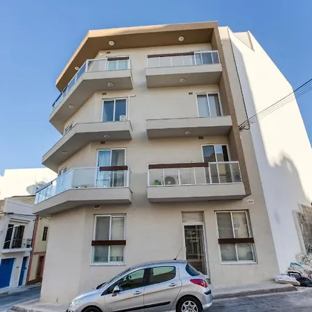 A Lovely 2br Home, In The Centre Of By 360 Estates