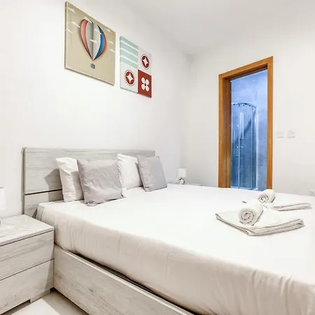 Appartement A Lovely 2br Home, In The Centre Of By 360 Estates