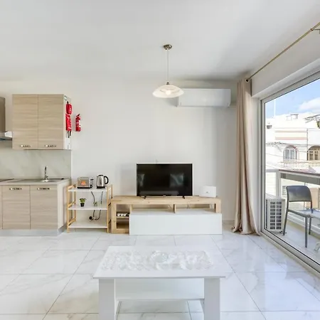 Apartamento A Lovely 2br Home, In The Centre Of By 360 Estates