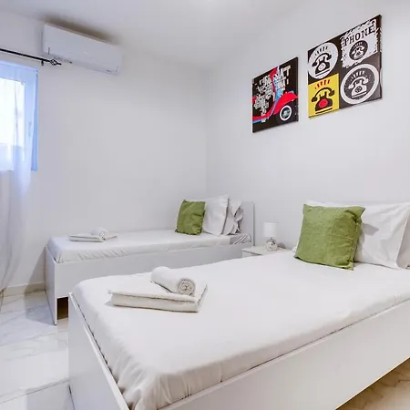 A Lovely 2br Home, In The Centre Of By 360 Estates * Marsaxlokk