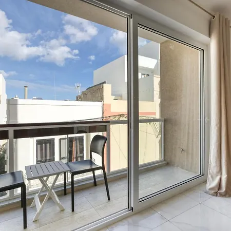 A Lovely 2br Home, In The Centre Of By 360 Estates Marsaxlokk