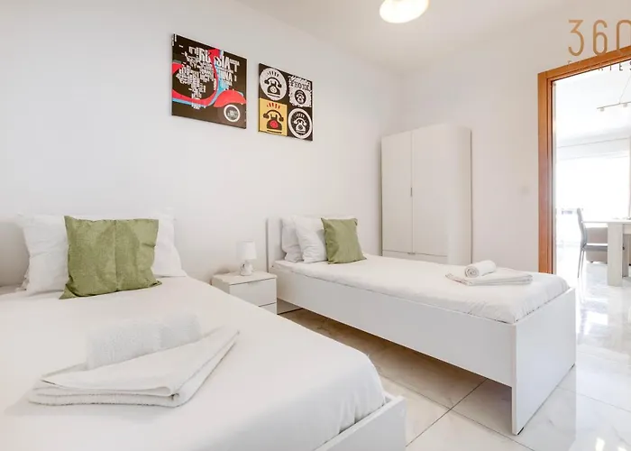Apartament A Lovely 2br Home, In The Centre Of By 360 Estates