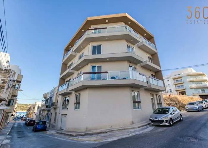 A Lovely 2br Home, In The Centre Of By 360 Estates